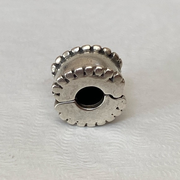 pandora silver clip on charm / stopper - Picture 6 of 8
